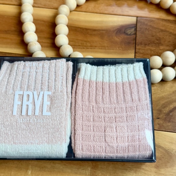 FRYE Women's 3 Pack of Cozy SOCKS Pink Gray Cream NWT - Picture 3 of 6